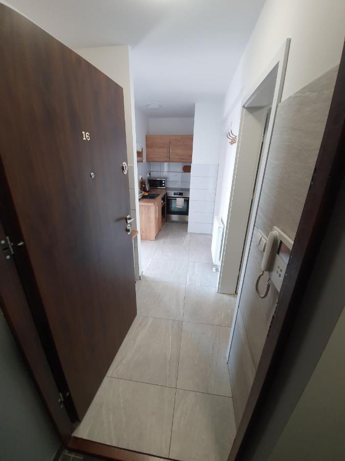 Boomerang Apartment